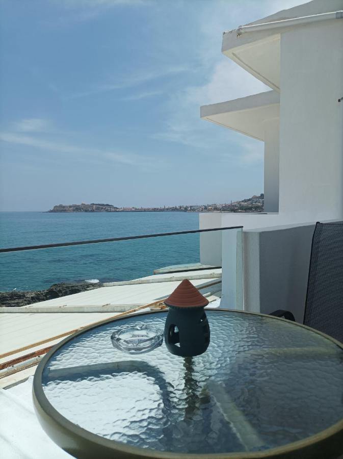 Beachfront Apartment Ретимно Экстерьер фото